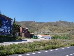 Las tres parcelas están en la zona de Calaceite. / E. C.