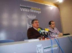 Salvador Marín y Juan José Montoya defienden que La Pola sea un complejo medioambiental/ E. GUZMÁN