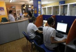Los cibercafés se reinventan