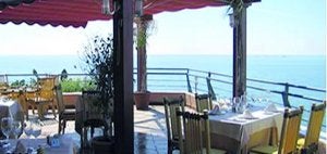 Benalmádena. El embarcadero, un lugar único que 'entra' en el mar