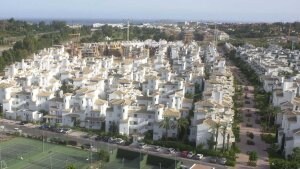 La situación económica, límite para muchas familias, ha disparado las ejecuciones hipotecarias en Marbella. / JOSELE-LANZA