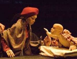 Marionetas casi humanas