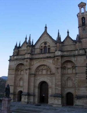 La Colegiata es uno de los monumentos más emblemáticos de la Antequera cristiana. ::
ANTONIO FUENTES