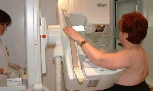 Más de la mitad de las mamografías concertadas de Andalucía se hacen en la provincia de Málaga. ::
SUR