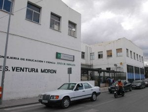 UGT enviará a Educación un informe sobre las carencias del IES Ventura Morón
