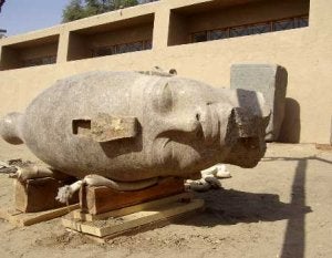 El faraón ya tiene cabeza