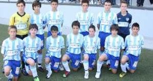 Los jugadores del Málaga, en el torneo de Estepona.
::
J. MACÍAS