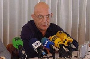 El autor ha comentado que posiblemente sea esta semana cuando se presente su obra. ::
SUR