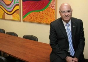 Antonio Escámez, delegado de Educación: «Hemos progresado mucho en enseñar a quien no puede; ahora nuestro reto es enseñar a quien no quiere»