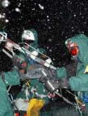 Tareas de rescate. :: EFE