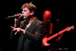 Javier Ojeda, sobre el escenario del Teatro Echegaray.:: Antonio Salas
