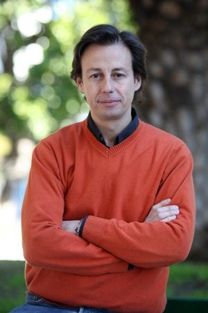 Ángel Bataller lleva dos años al frente de la fundación. ::
ÁLVARO
CABRERA