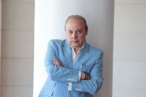 Taján, en la sede del Instituto Municipal del Libro. ::
ANTONIO SALAS