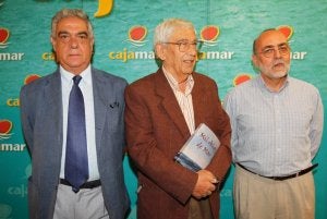 Alfredo Asensi, Vicente Gómez y Jaime Rodríguez. ::
SALVADOR SALAS