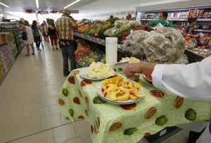 Aldi abre junto a Cerrado de Calderón su tercer supermercado de la capital