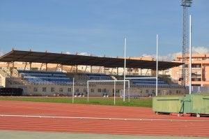 Vélez clausura día y medio el polideportivo y el pabellón por índices elevados de legionela