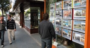 La firma de hipotecas sube y añade otra señal de mejoría del mercado inmobiliario
