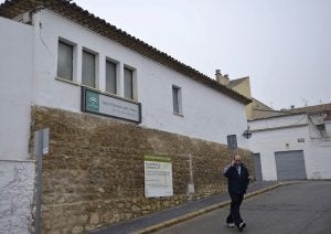 Fachada del colegio de Nuestra Señora de la Misericordia de la localidad jienense de Torreperogil. ::
EFE