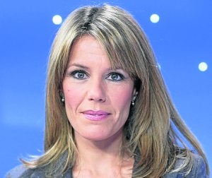 La presentadora Ana Belén Roy. ::
RTVE