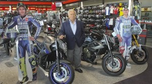 La familia almeriense afincada en Málaga desde 1963 ha sabido adaptarse a la caída de demanda en el mercado de la motocicleta. ::
ÁLVARO CABRERA