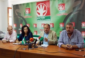 Elena Andrades. ::
SUR