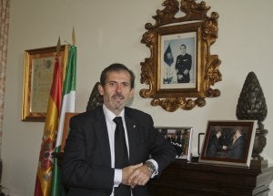 Francisco Javier Lara, en su despacho del Colegio de Abogados de Málaga. ::
ÁLVARO CABRERA