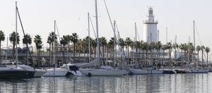El Puerto investiga cómo reducir el oleaje para construir atraques en el muelle uno