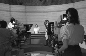 El logo de Canal Nou (o Canal 9) ::
RTVV
El 9 de octubre de 1989 empezaron las emisiones. ::
RTVV
Ximo Rovira, junto a Jesús Mariñas, en 'Tómbola'. ::
RTVV