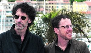 Joel y Ethan Coen estrenaron ayer 'A propósito de Llewyn Davis'. ::
AFP