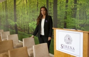 Patricia Martín, en el salón de actos de Parcemasa donde se realizan las ceremonias. :: Álvaro Cabrera