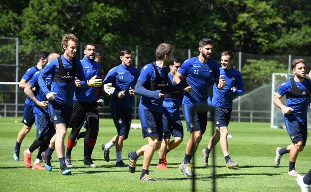 Entrenamiento de la primera plantilla de la Real Sociedad el pasado mes de mayo en Zubieta. 