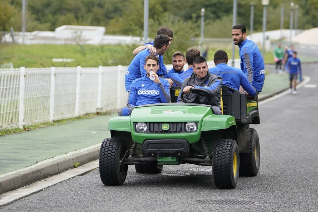 La Real Sociedad se ejercita en Zubieta preparando el choque ante el Betis. 