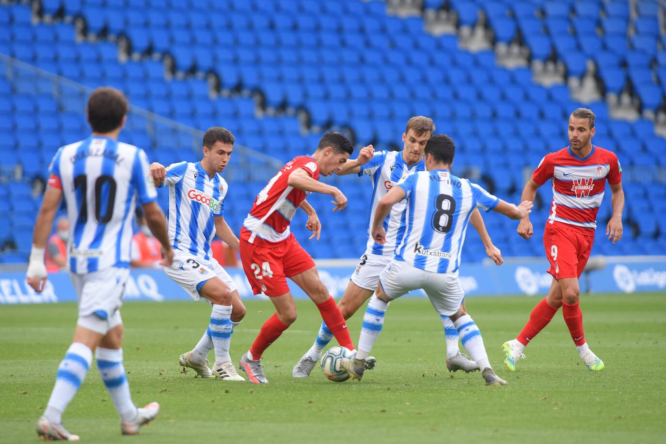 Las imágenes del encuentro disputado entre la Real Sociedad y el Granada en Anoeta