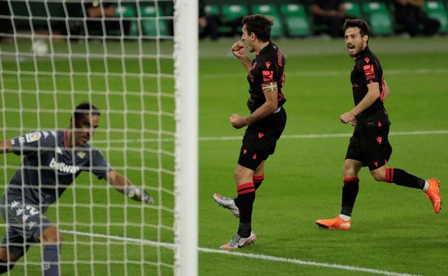 La Real se ha ido al descanso con ventaja en el marcador gracias al gol de Portu en el minuto 43