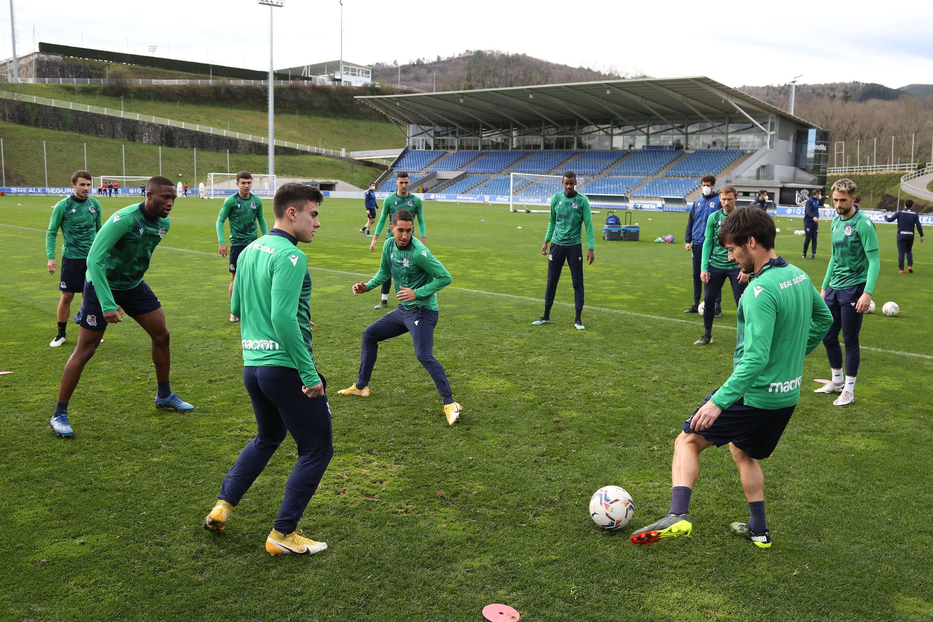 Fotos: La Real Sociedad se prepara en Zubieta para el choque ante el Cádiz