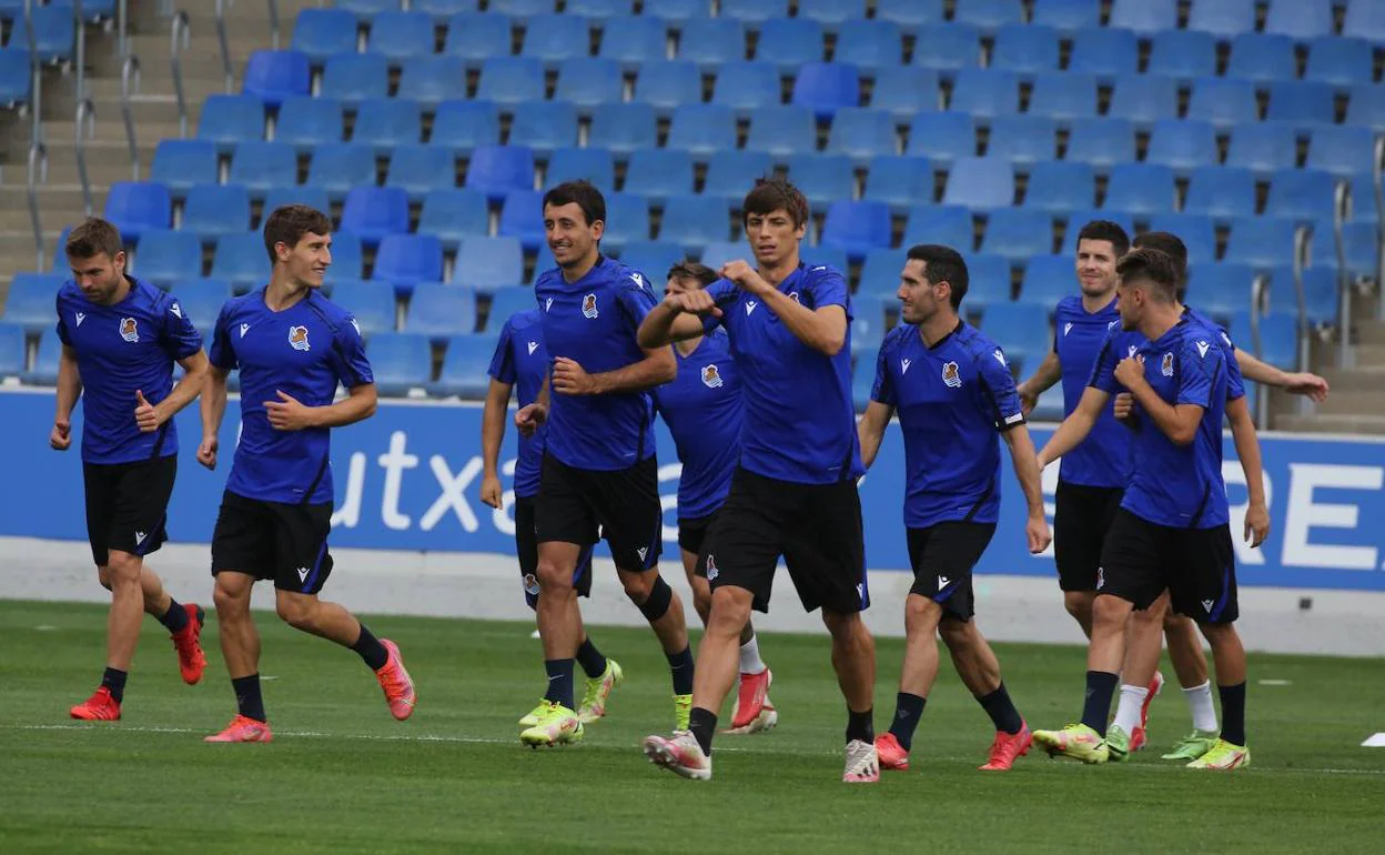 Elige la alineación de la Real Sociedad ante el Mónaco