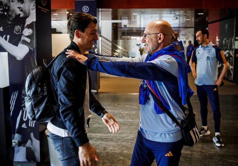 Los golazos de Oyarzabal y Merino con la selección