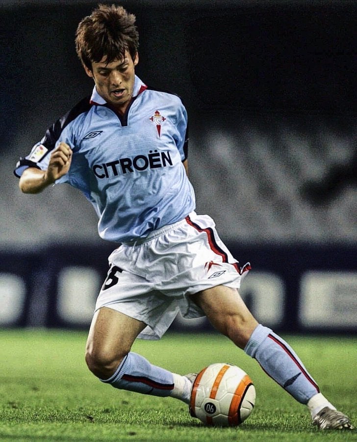 Al año siguiente volvió a ser cedido esta vez en primera al Celta. De esta manera se produjo su debut en La Liga, contra el Málaga C. F. en Balaídos.