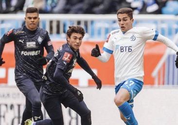 Sería el tercer txuri-urdin ruso después de Valery Karpin y Dimitri Khokhlov