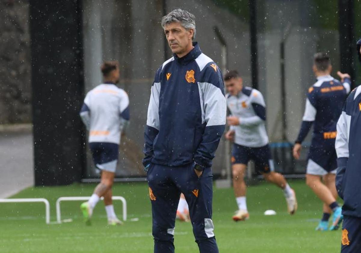 Imanol Alguacil, durante el entrenamiento de este viernes en Zubieta
