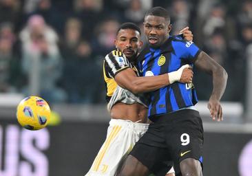 Ven al coche que te explico dos cosas