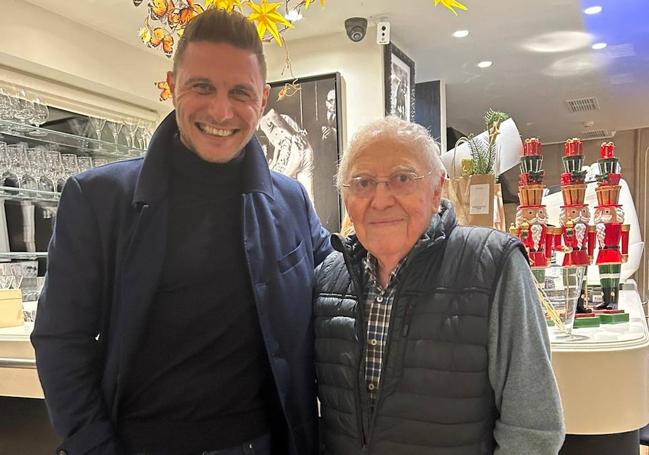 Joaquín y Txomin Rekondo, dos grandes aficionados taurinos.