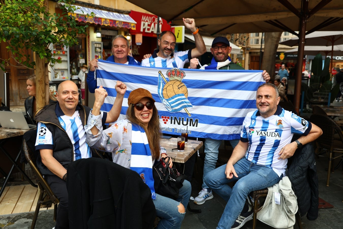 La afición de la Real Sociedad ya está en Mallorca