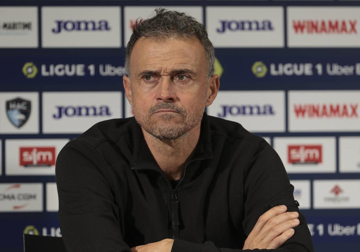 El técnico asturiano durante una comparecencia de prensa reciente.