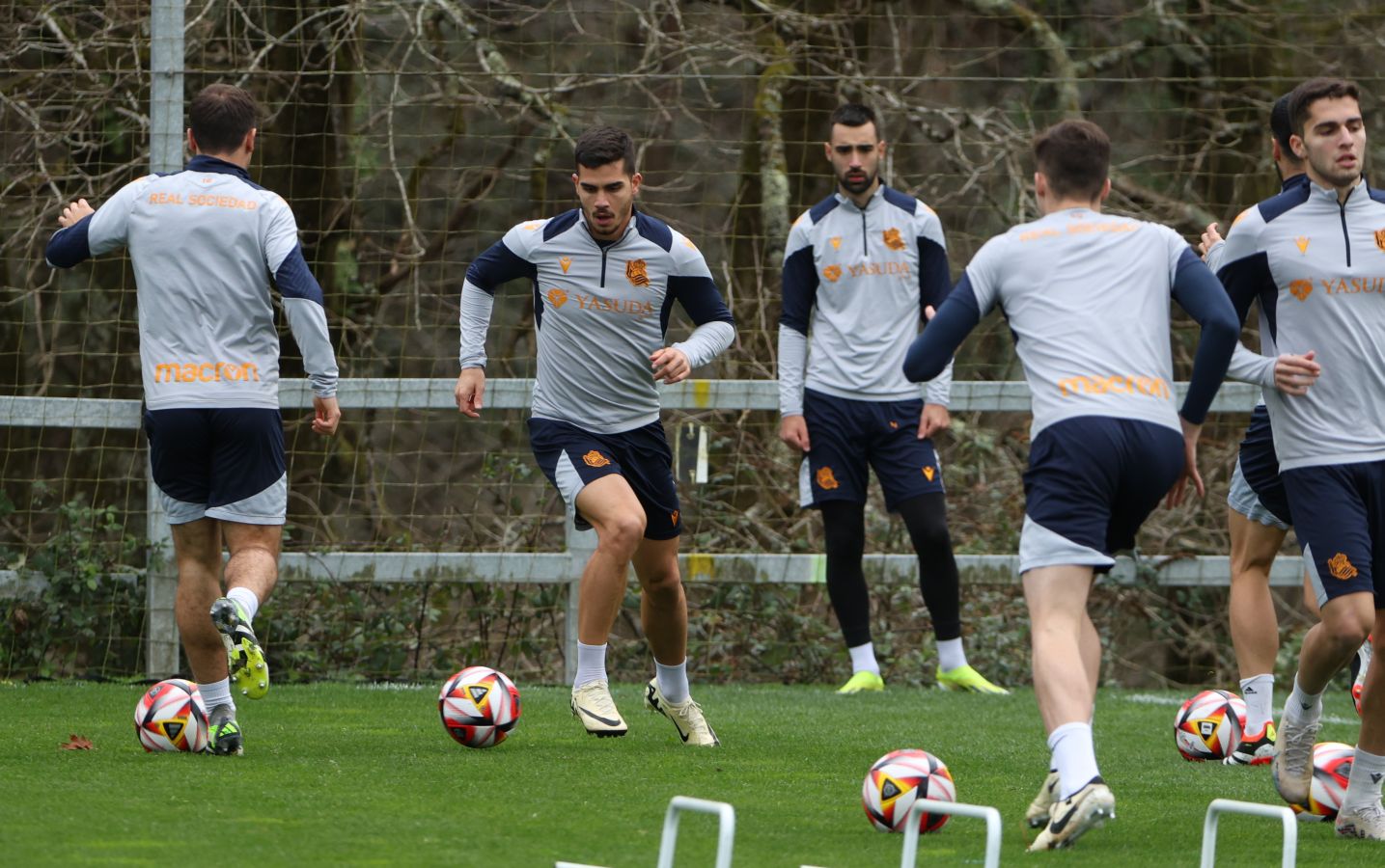 El último entrenamiento de la Real, en imágenes