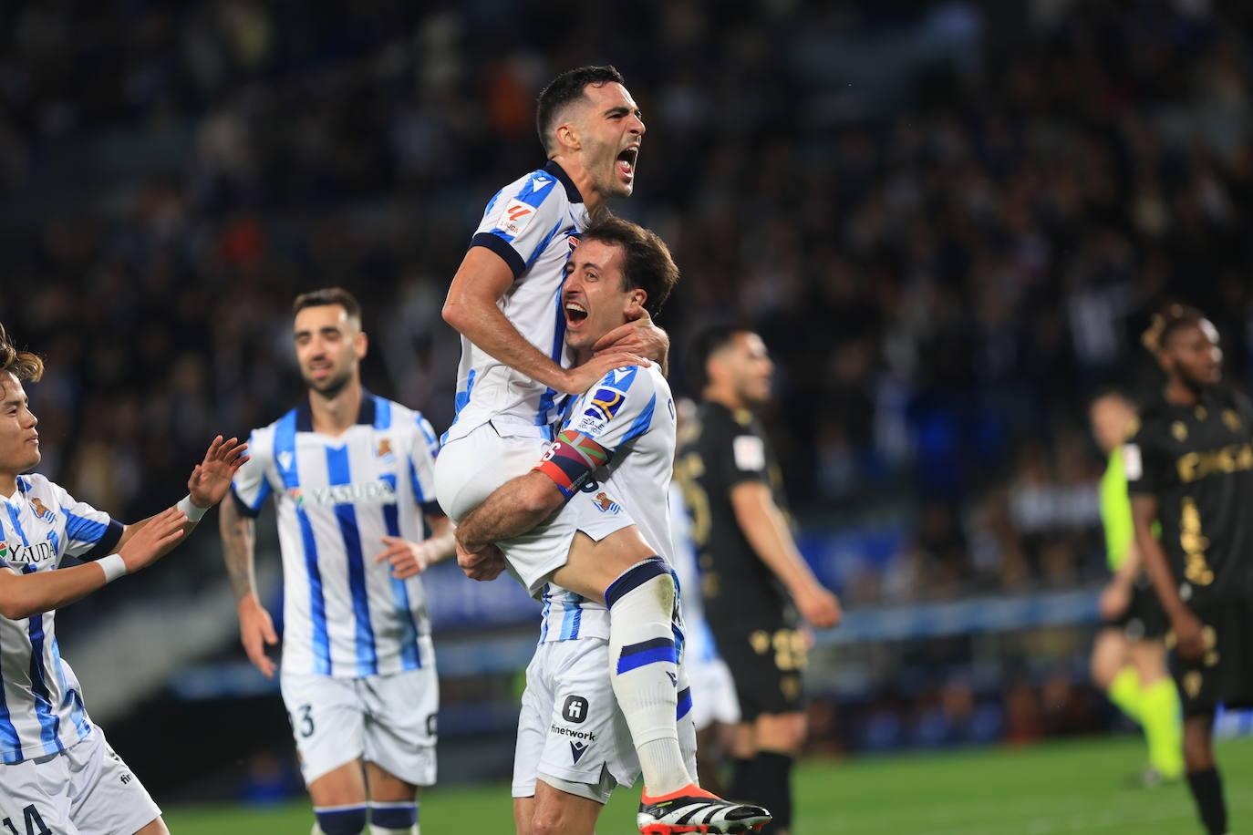 Las mejores imágenes del Real Sociedad - Cádiz