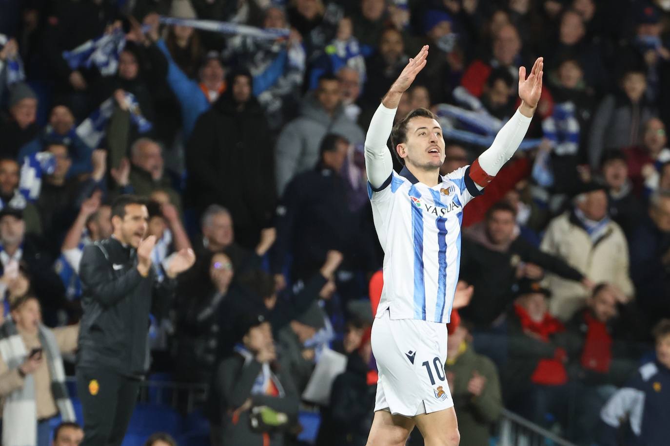 Mikel Oyarzabal celebra el gol en el duelo de vuelta de la semifinal de Copa del Rey en el Reale Arena.