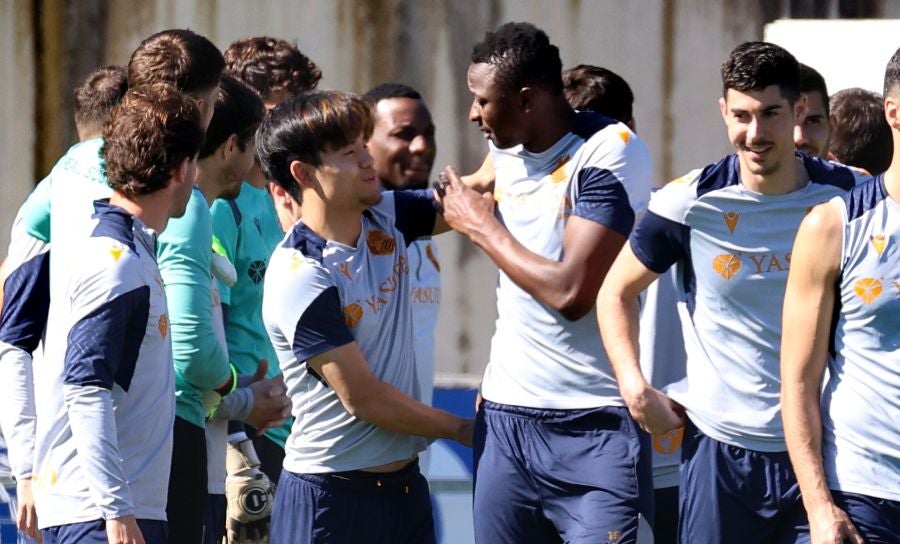 Alegría en el césped de Zubieta