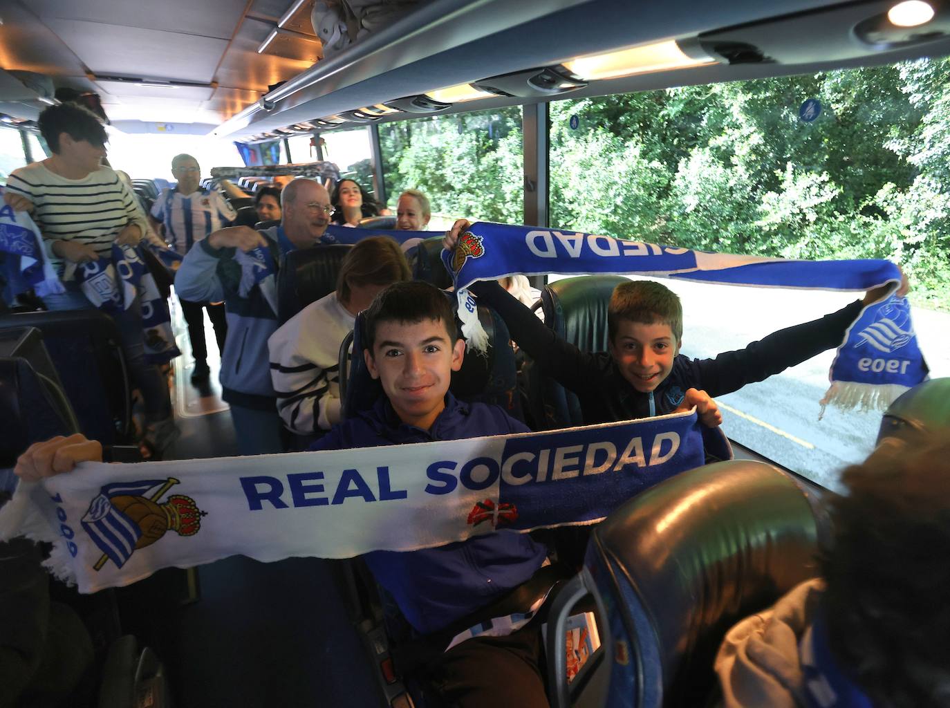 La afición txuri-urdin parte hacia Zaragoza