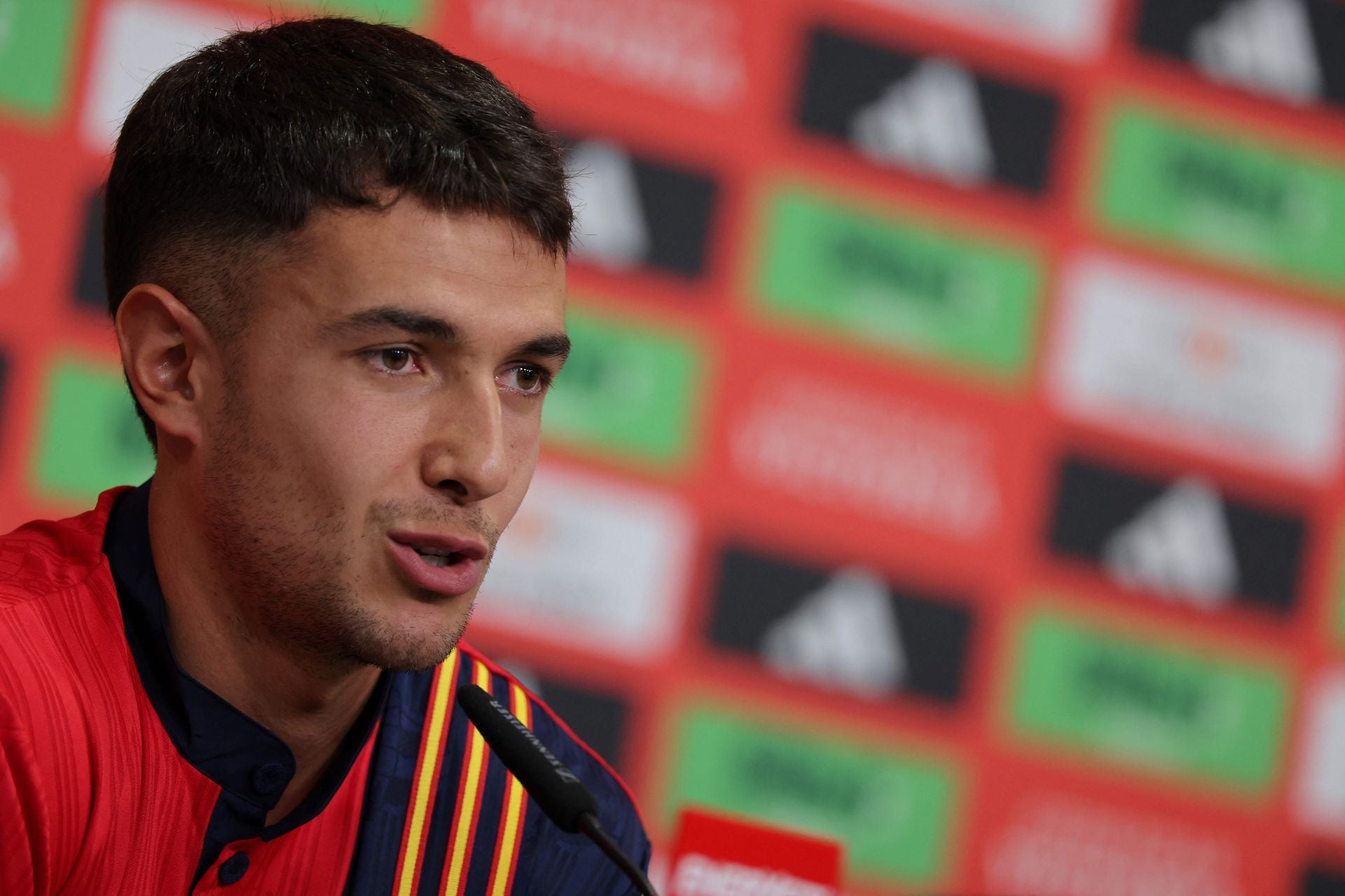 Zubimendi, en la rueda de prensa de este martes con la selección española.